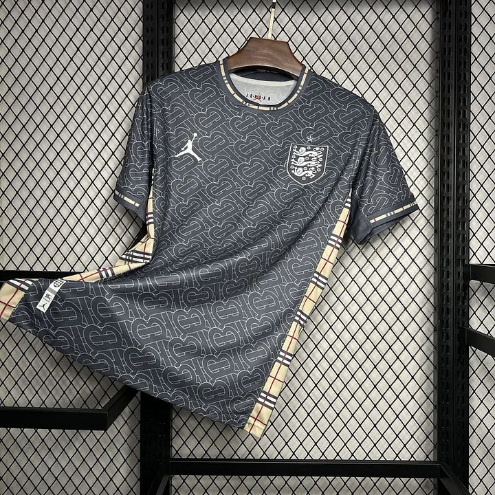 Angleterre maillot foot concept Burberry 2024 2025